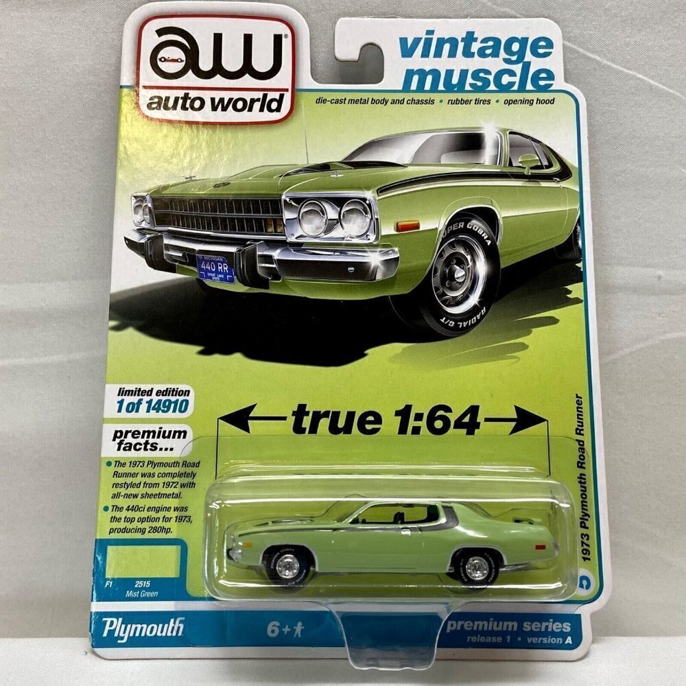 Auto World 1973 Plymouth Road Runner Vintage Muscle Mist Green Rel 1 Ver A NIP